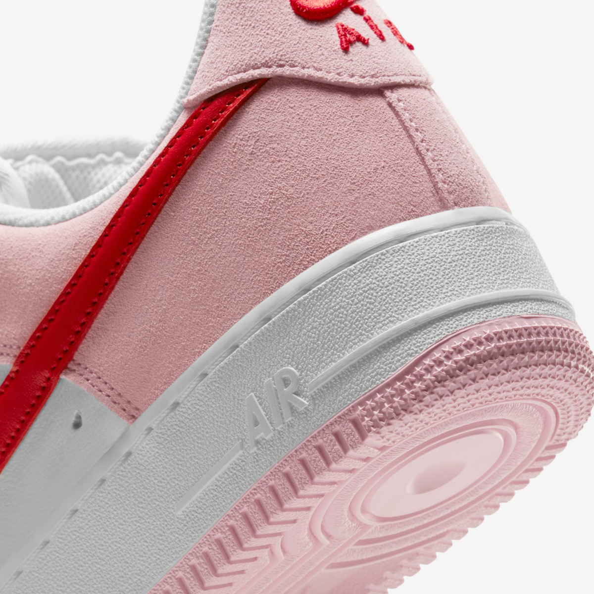 Nike Air Force 1 Valentine’s Day