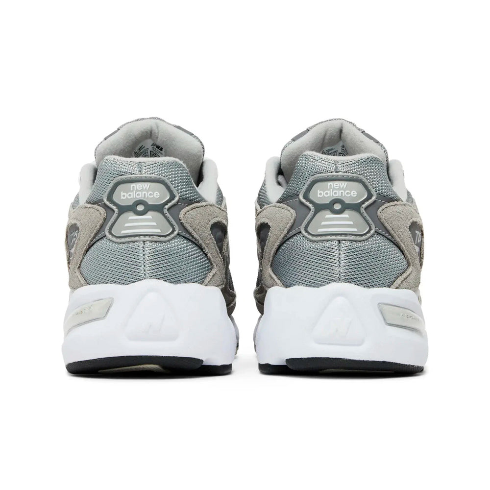 New Balance 725 Cinza
