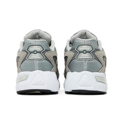 New Balance 725 Cinza
