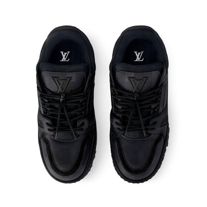Louis Vuitton Maxi All Black