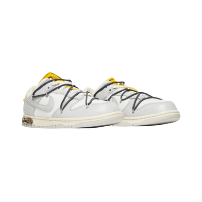Off-White x Nike Dunk Low Lot 41 of 50