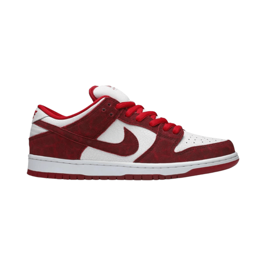Nike SB Dunk Low Valentine’s Day