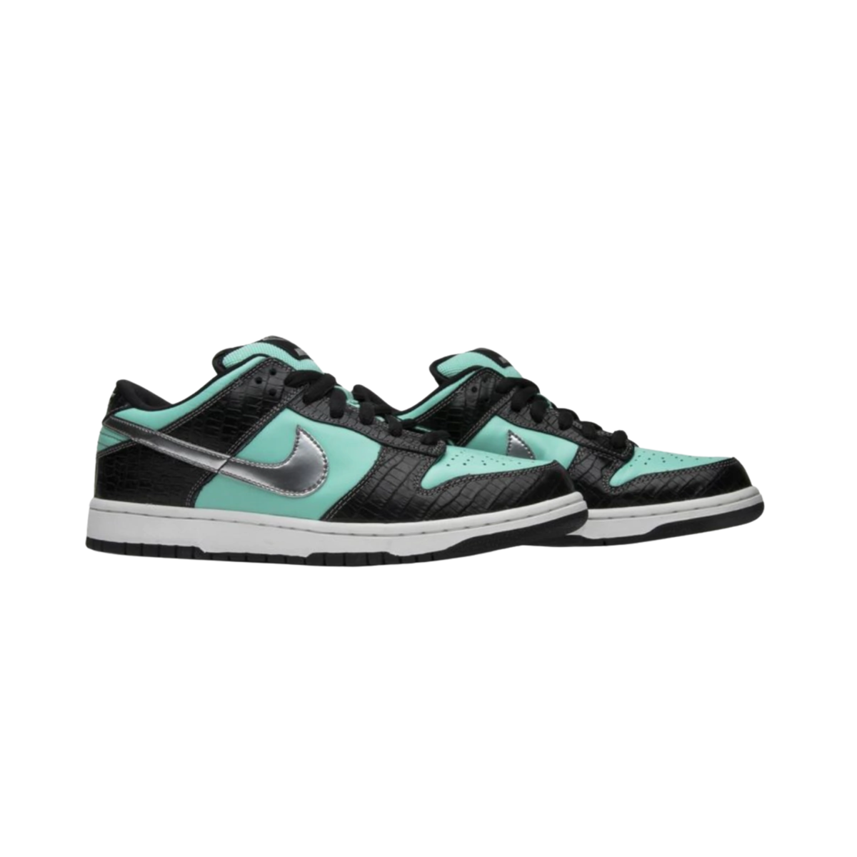 Diamond Supply Co. x Nike Dunk Low Pro SB Tiffany