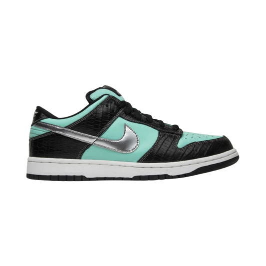 Diamond Supply Co. x Nike Dunk Low Pro SB Tiffany