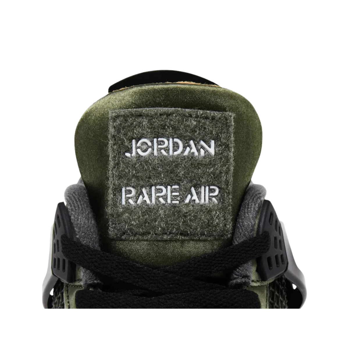 Undefeated x Jordan 4 Retro OG SP