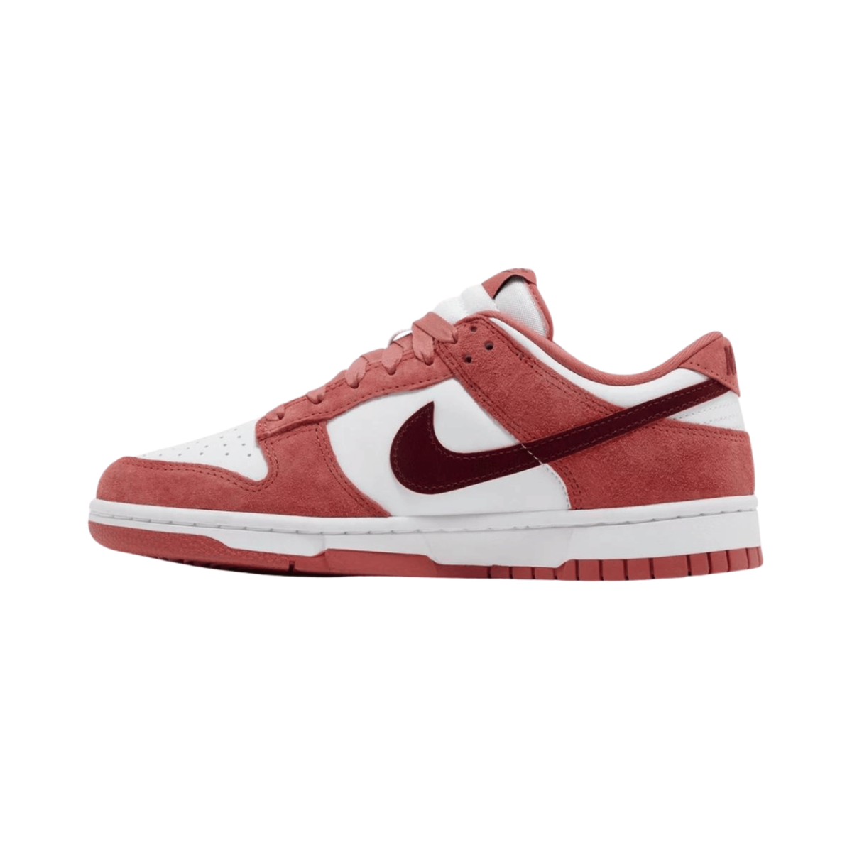 Nike SB Dunk Low Valentine’s Day