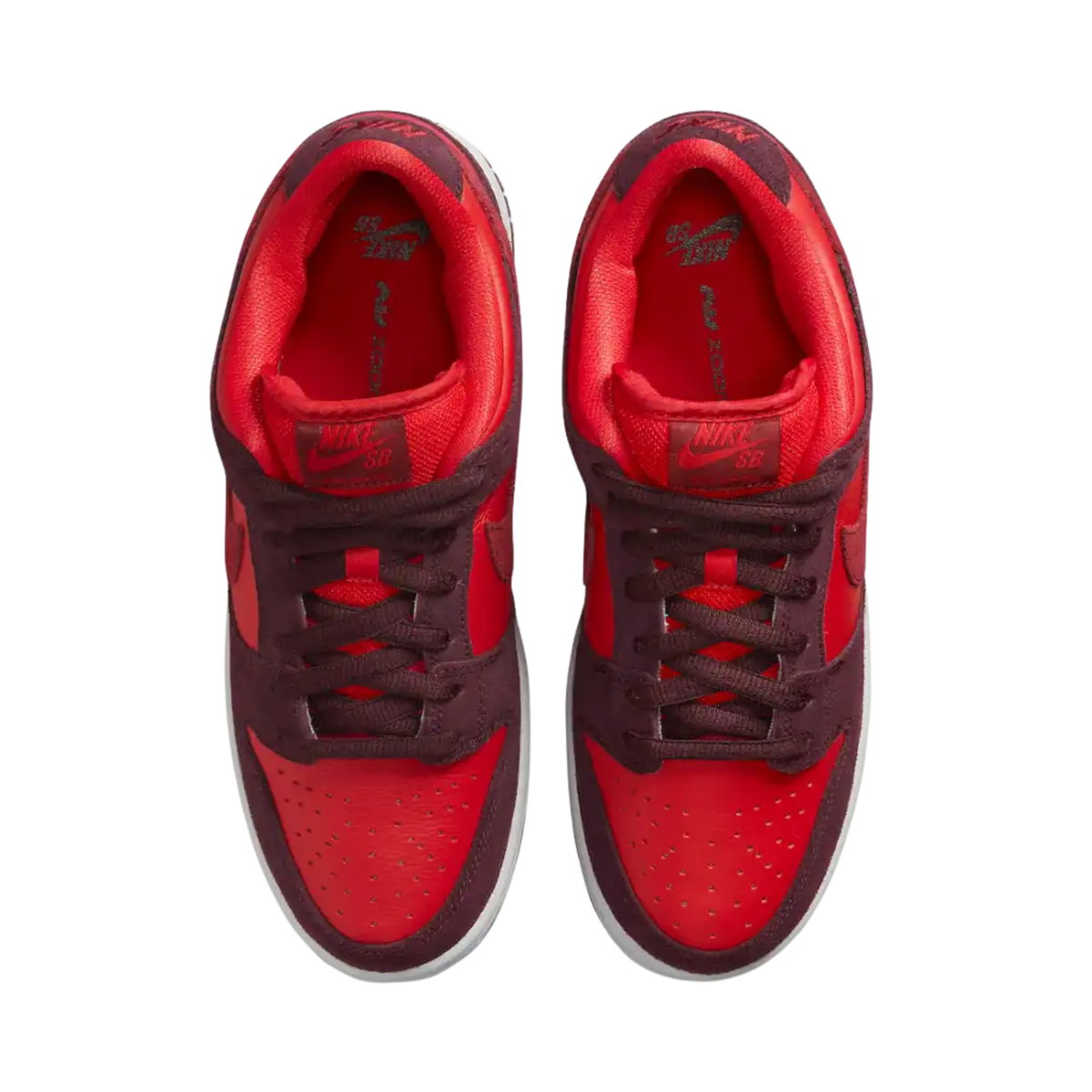 Nike SB Dunk Low Cherry
