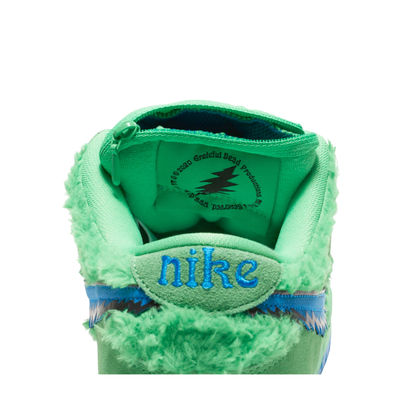 SB Dunk Low Pro x Grateful Dead Bears Green