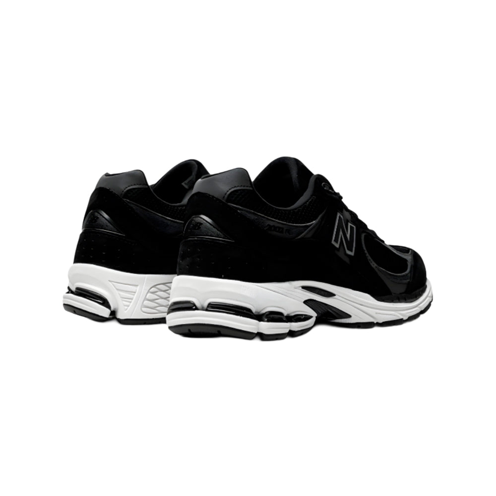 New Balance 2002R Preto