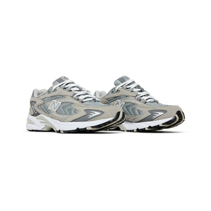 New Balance 725 Cinza