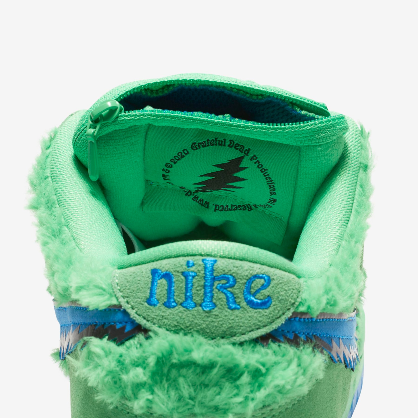 SB Dunk Low Pro x Grateful Dead Bears Green