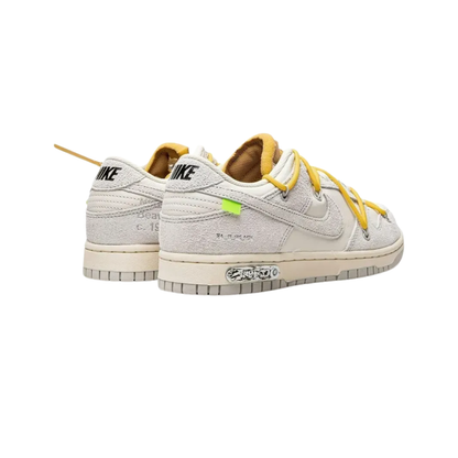 Off-White x Nike Dunk Low Lot 39 of 50