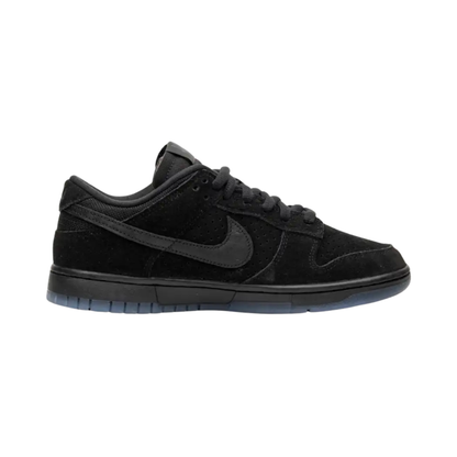 Undefeated x Nike Dunk Low 5 on It