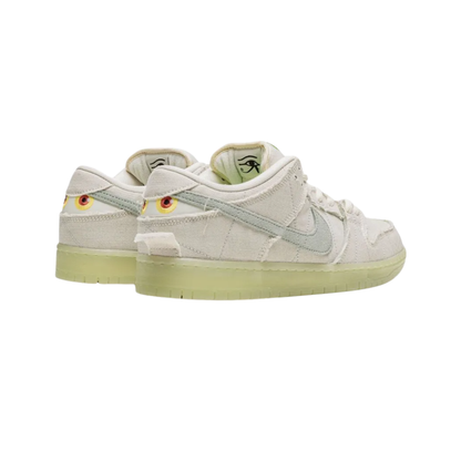 Nike SB Dunk Low Mummy