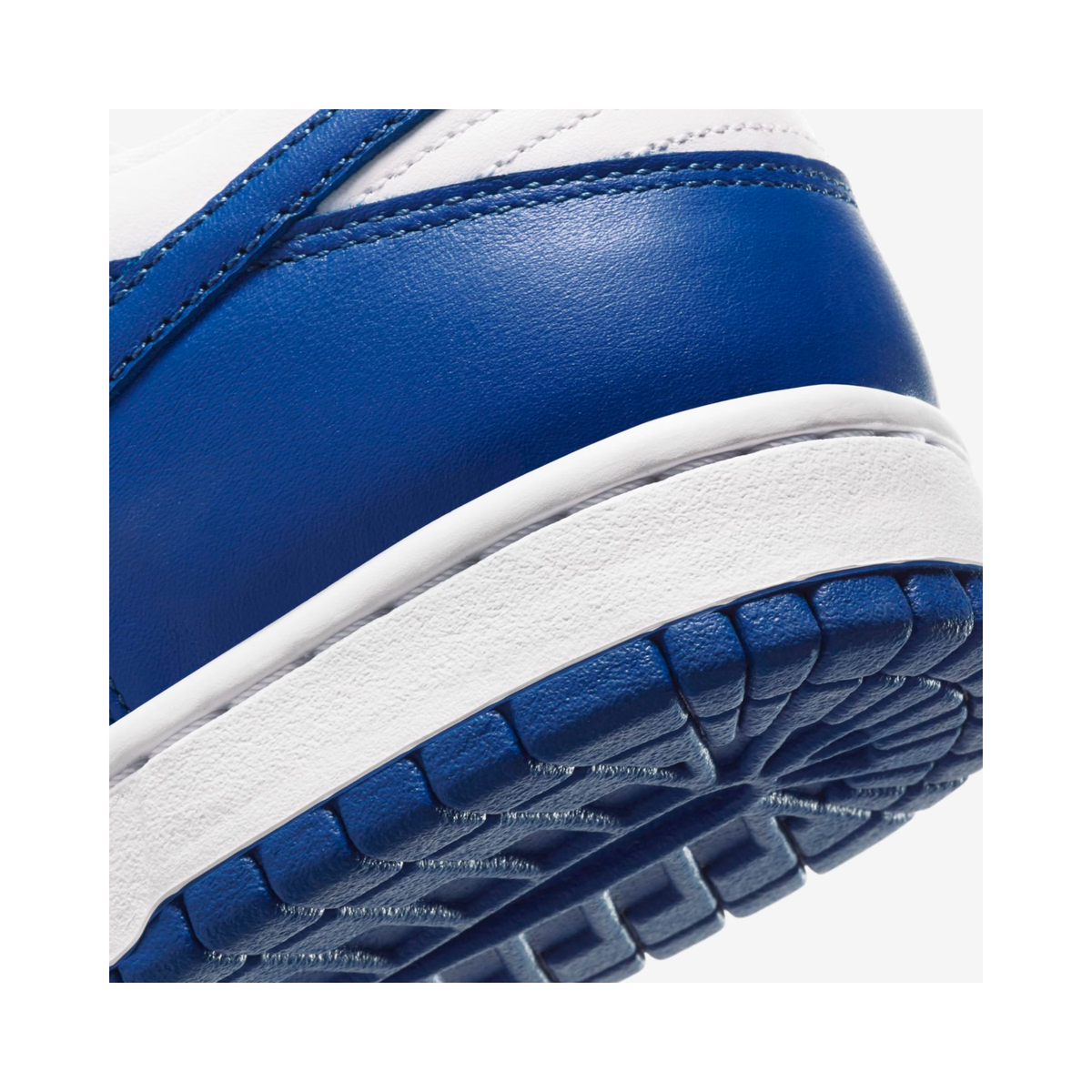 Nike Dunk Low Kentucky