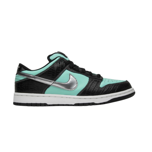 Diamond Supply Co. x Nike Dunk Low Pro SB Tiffany