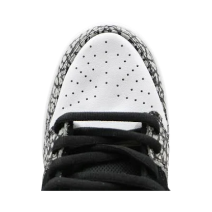 Nike SB Dunk Low Elephant