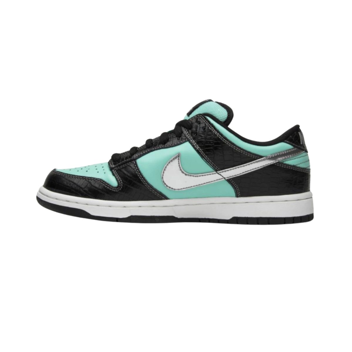 Diamond Supply Co. x Nike Dunk Low Pro SB Tiffany
