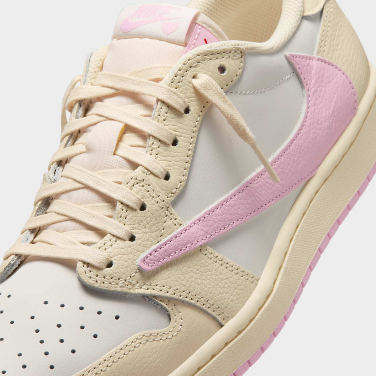 Air Jordan 1 Low x Travis Scott Muslin and Shy Pink