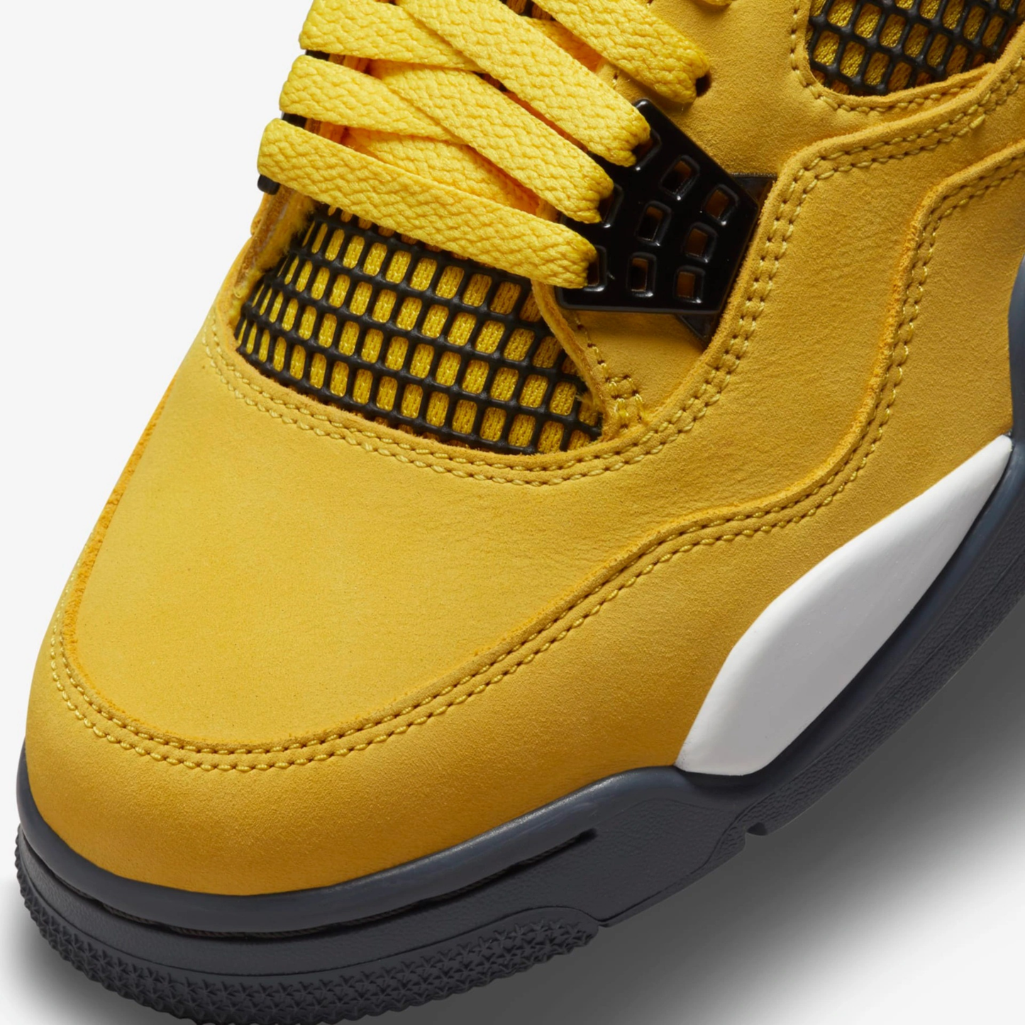 Jordan 4 Retro Lightning