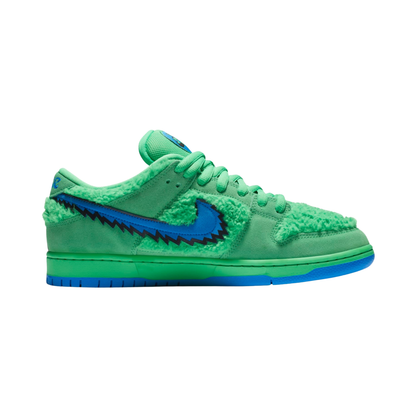 SB Dunk Low Pro x Grateful Dead Bears Green