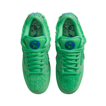 SB Dunk Low Pro x Grateful Dead Bears Green