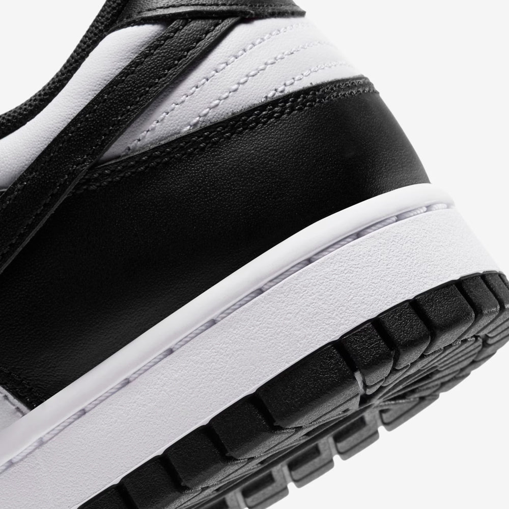 Nike Dunk Low Panda