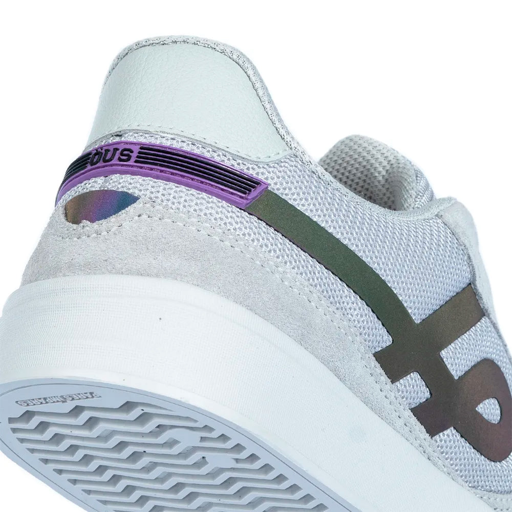 Ous Nuvem Furta White