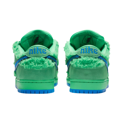 SB Dunk Low Pro x Grateful Dead Bears Green