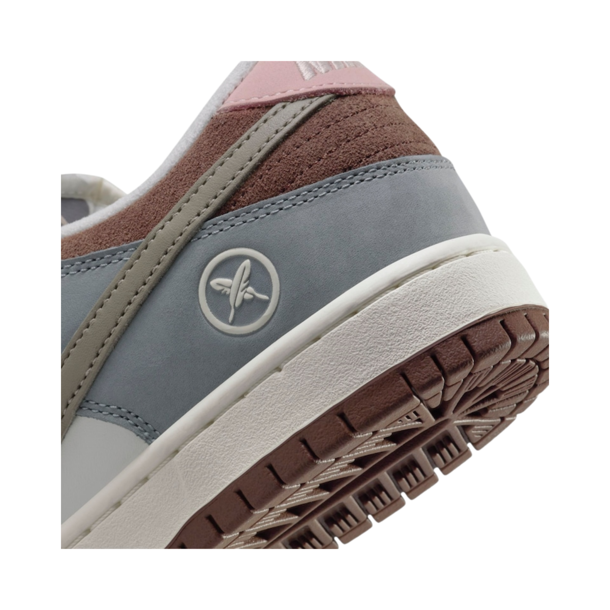 Nike SB Dunk Low x Yuto Wolf Grey