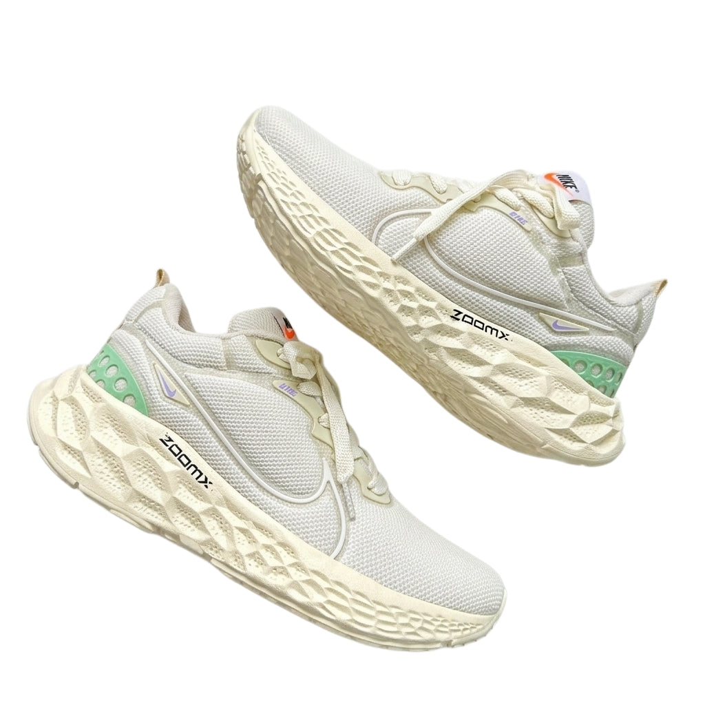 Nike Zoom X Dream Run